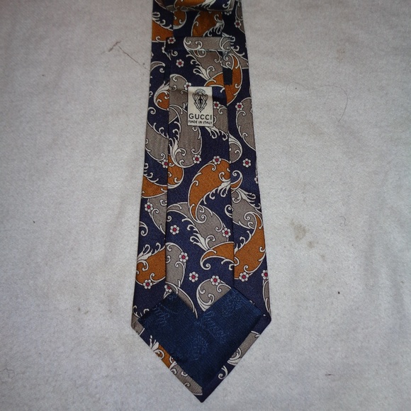 Vintage Gucci Silk Tie - Picture 2 of 3